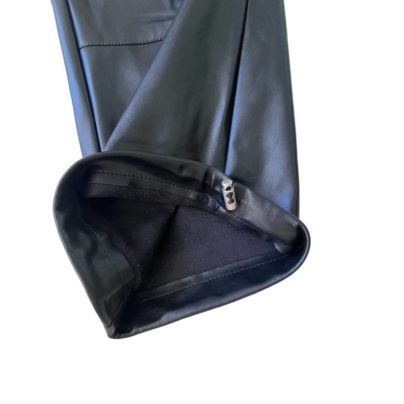 NWT 7 For all mankind faux leather black cargo pants sz Large - Picture 9 of 9